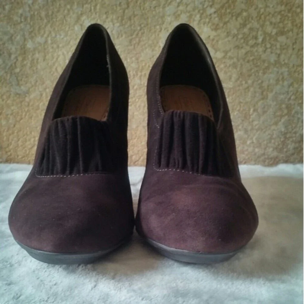 Coach Adra Suede Heeled Booties Sz 9.5 EUC